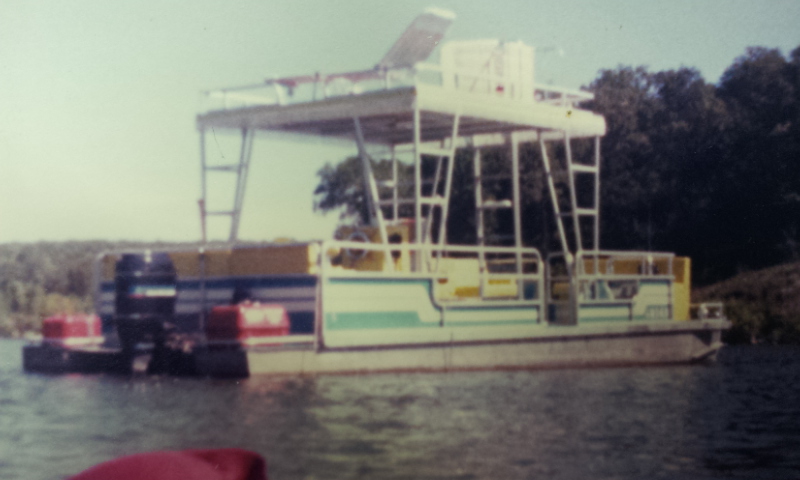 #83 JOHNNY'S 1977 30 FT. LANDAU PONTOON BOAT